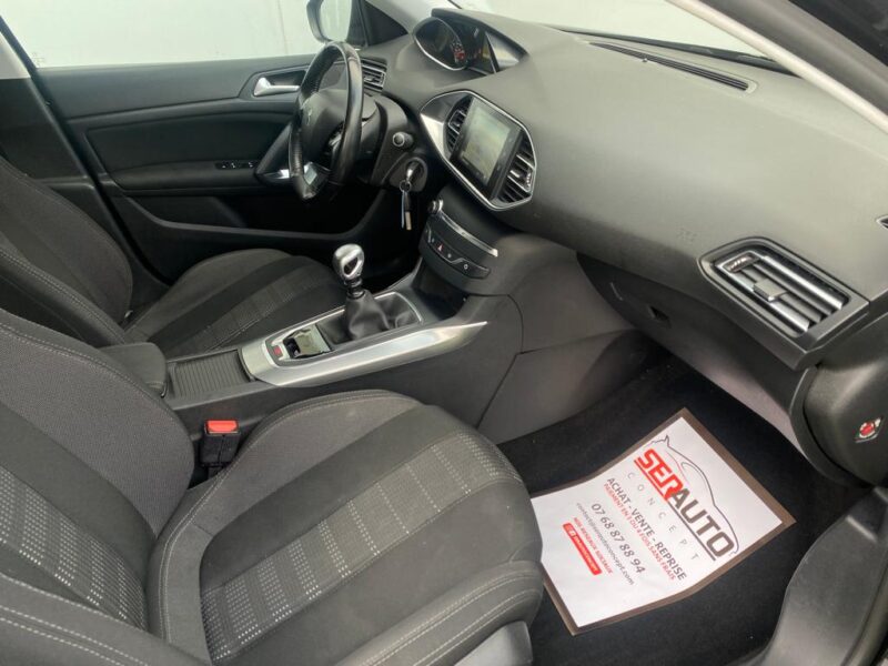 PEUGEOT 308 SW II 2015