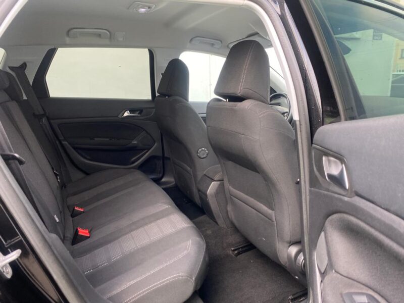 PEUGEOT 308 SW II 2015