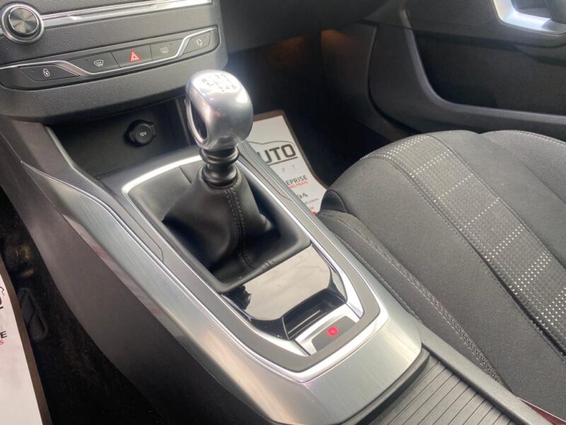 PEUGEOT 308 SW II 2015