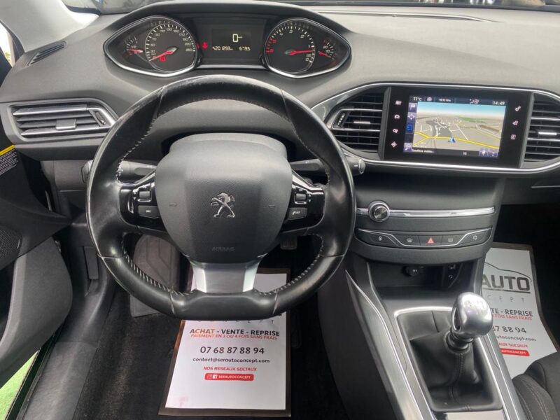 PEUGEOT 308 SW II 2015