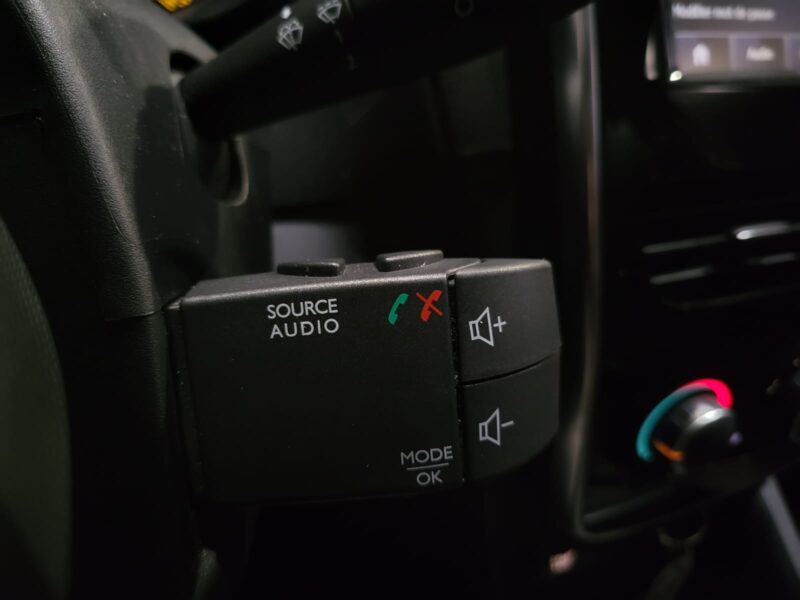 RENAULT CLIO IV 0.9 TCE TREND ECO 2 CLIM / BASS REFLEX / REGULATEUR / LIMITEUR