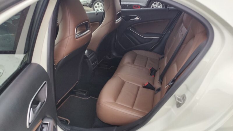 MERCEDES CLASSE A 220 CDI 170cv BVA FASCINATION AMG