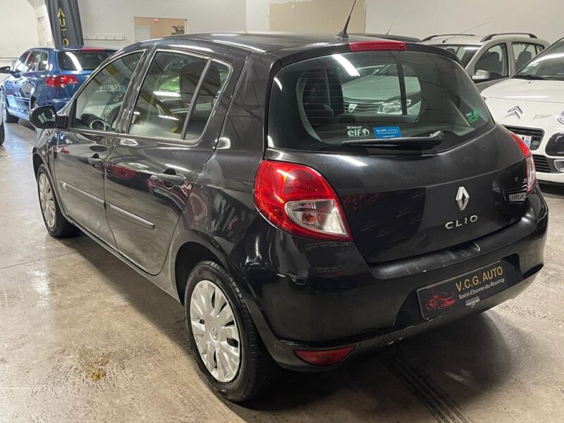 RENAULT CLIO III 2011