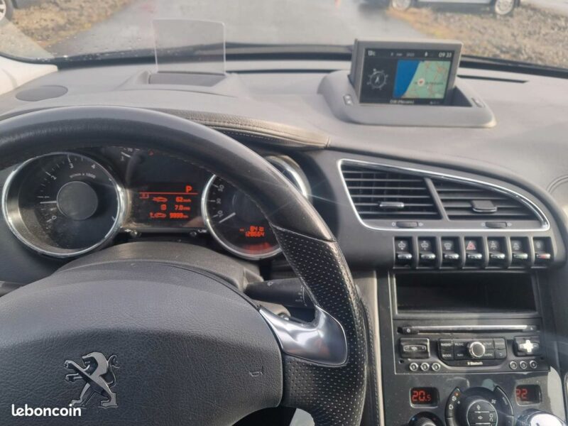 PEUGEOT 3008 Monospace 2014