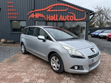 PEUGEOT 5008 2010