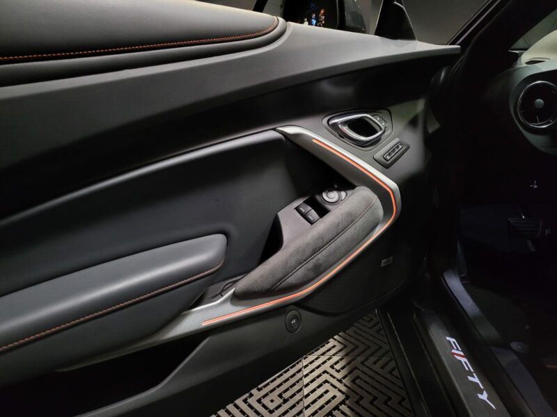 CHEVROLET CAMARO 6.2 V8 453CV FIFTY 50TH ANNIVERSAIRE TETE HAUTE / BOSE / APPLE CARPLAY