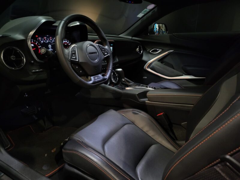 CHEVROLET CAMARO 6.2 V8 453CV FIFTY 50TH ANNIVERSAIRE TETE HAUTE / BOSE / APPLE CARPLAY