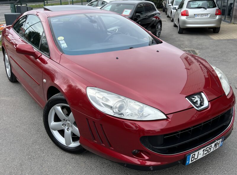 PEUGEOT 407 COUPE 2.2 163 CV PACK SPORT / TOIT OUVRANT XENONS ATTELAGES BVM6 - Garantie1an