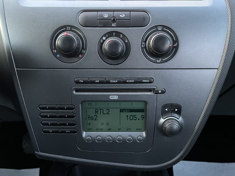 SEAT LEON  II 1.9 TDI 105 Cv 1ERE MAIN / ORIGINE FRANCE - Garantie1an