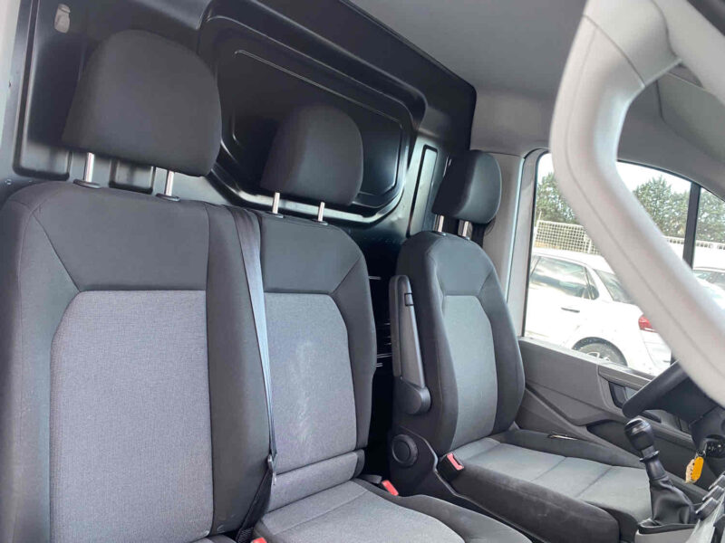 VOLKSWAGEN CRAFTER L4H2 