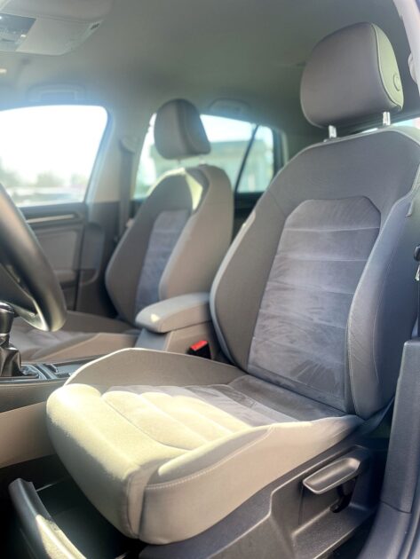 VOLKSWAGEN GOLF VII 2013