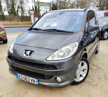 PEUGEOT 1007 2009 SPORTY PACK