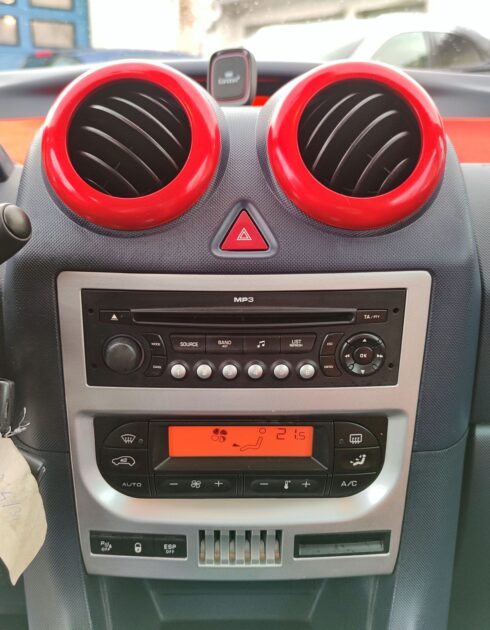 PEUGEOT 1007 2009 SPORTY PACK