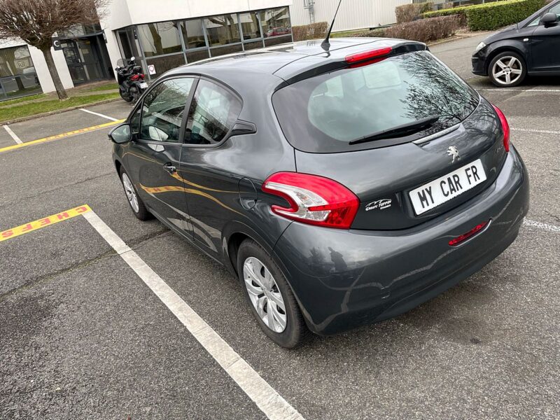 PEUGEOT 208 I 2013
