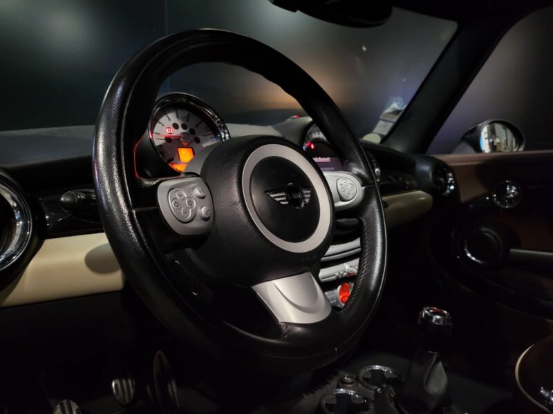 MINI CLUBMAN 1.6 16V TURBO 211CV JHON COOPER WORKS