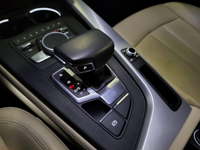 AUDI A4 2.0 TFSI 190cv /DESIGN LUXE /VOLANT MEPLAT