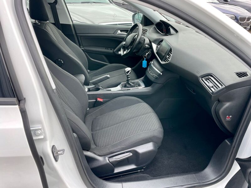 PEUGEOT 308 II 2018