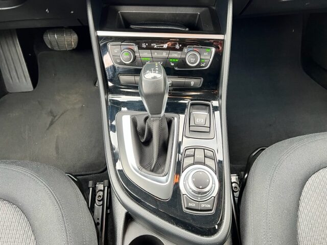 Bmw SERIE 2 ACTIVE TOURER (F45) 218IA 136CH BASIS