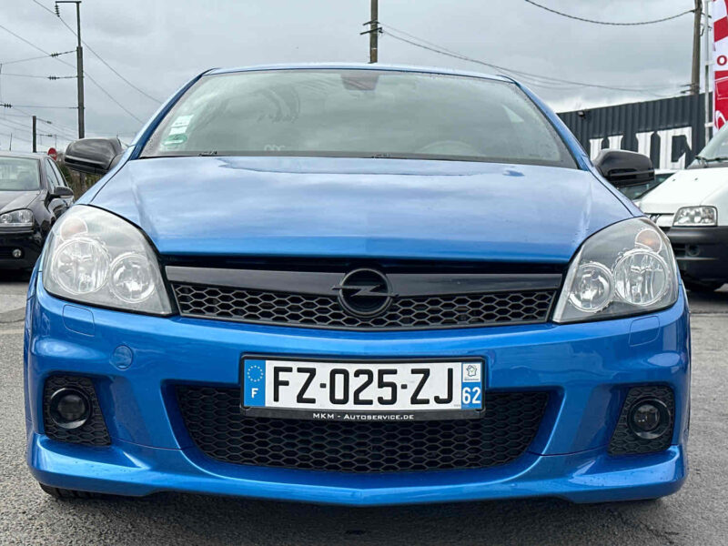 OPEL ASTRA OPC 241 CV 