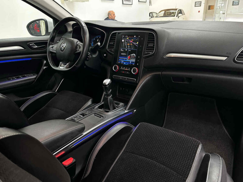 RENAULT MEGANE IV 1.2 TCe 130 S&S Energy Intens