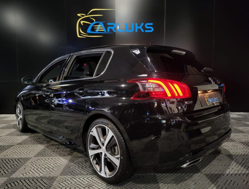 PEUGEOT 308 1.6 PureTech 225cv GT TOIT PANO / APPLE CARPLAY
