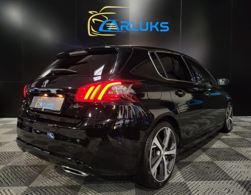 PEUGEOT 308 1.6 PureTech 225cv GT TOIT PANO / APPLE CARPLAY