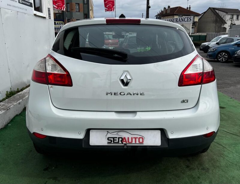 RENAULT MEGANE III  2014