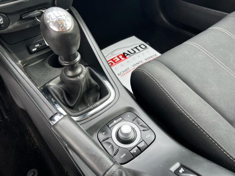 RENAULT MEGANE III  2014