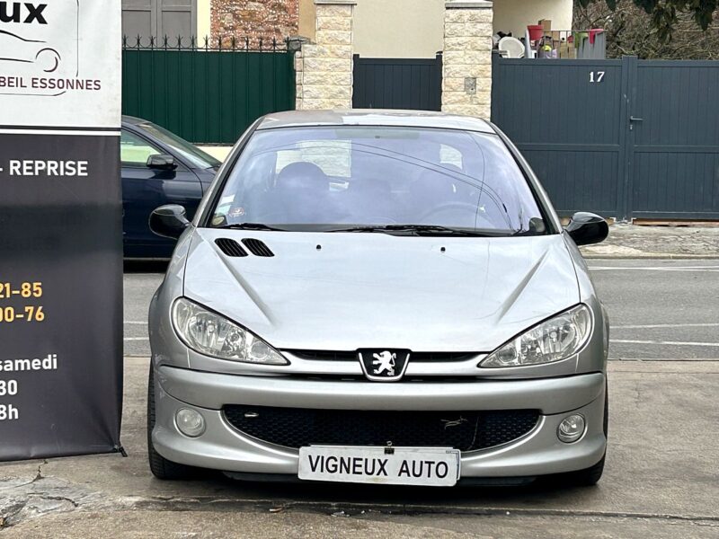 Peugeot  206 2001