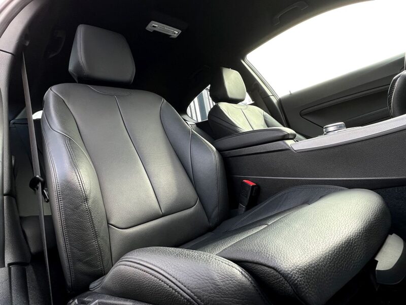 BMW SERIE 1 F21 PHASE 2 PACK M SPORT 18D 2.0 150 Cv BOITE AUTO CUIR GPS ORIGINE FRANCE - Garantie1an