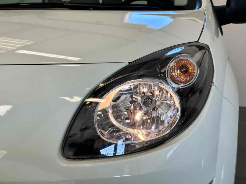 RENAULT TWINGO  2011