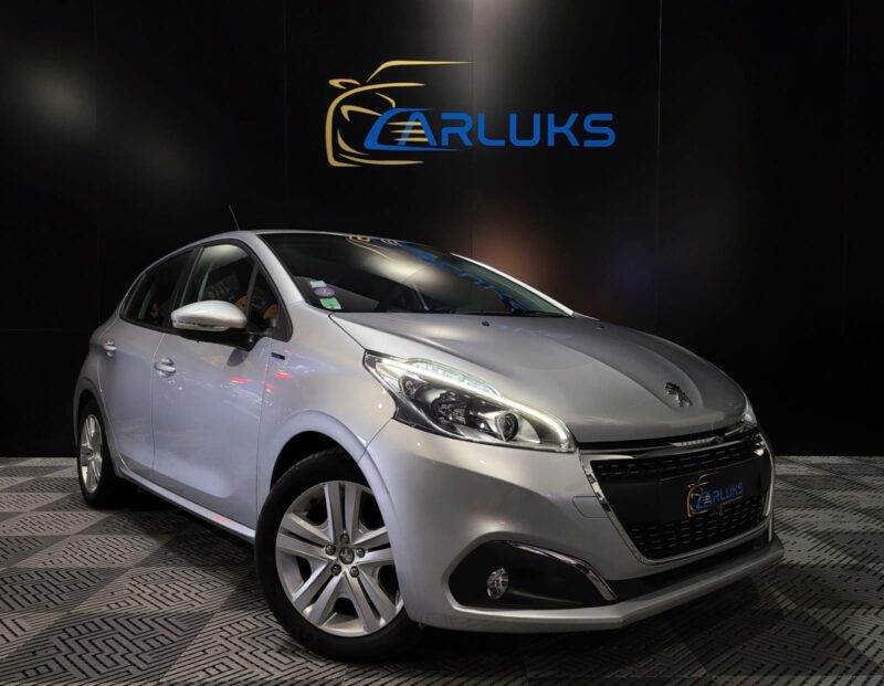 PEUGEOT 208 1.2 PURETECH 82ch SIGNATURE 5p