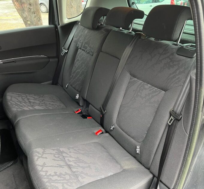 PEUGEOT 3008 Monospace 2012