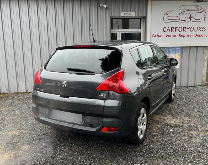 PEUGEOT 3008 Monospace 2012