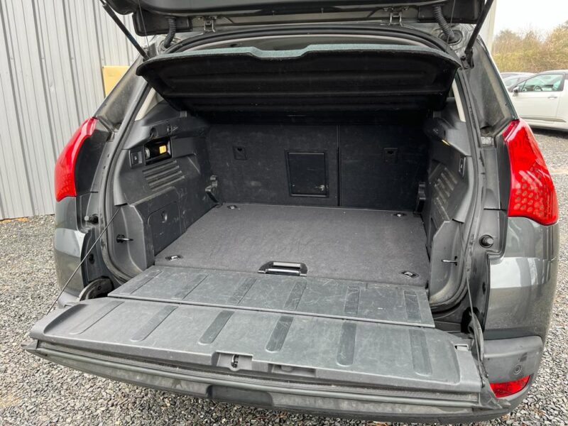 PEUGEOT 3008 Monospace 2012