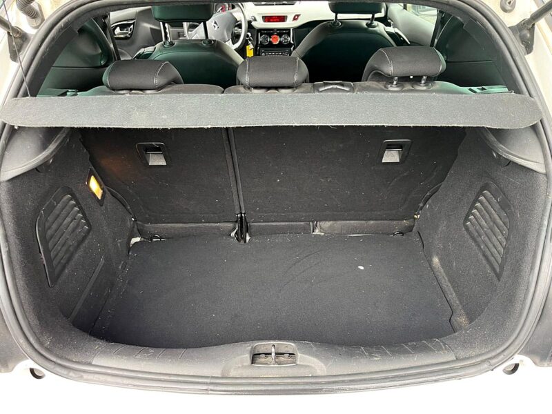 CITROEN DS3 1.6 e-HDI AIRDREAM SO CHIC 