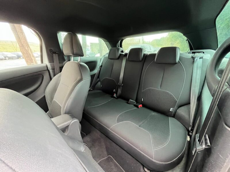 CITROEN DS3 1.6 e-HDI AIRDREAM SO CHIC 