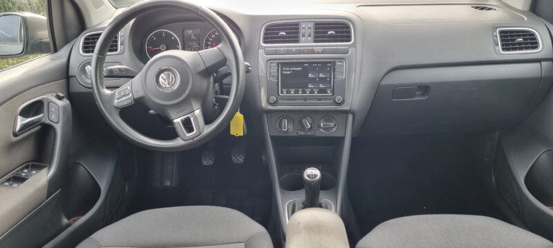 VOLKSWAGEN POLO V CONFORLINE 