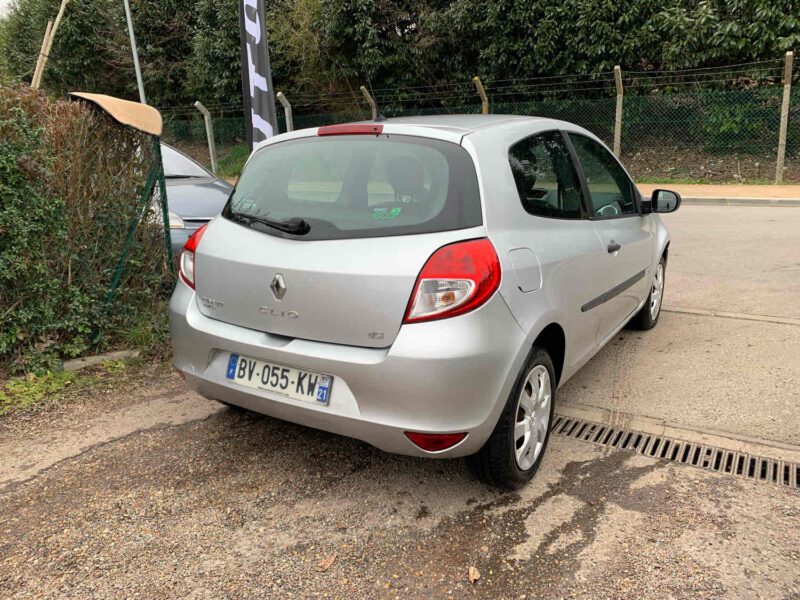 RENAULT CLIO III 1.5DCI 70CV