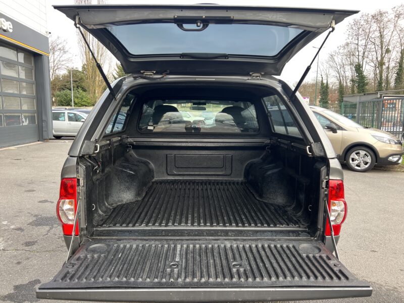 ISUZU D-MAX 3.0 TD 163 Cv 4WD DOUBLE CABINE 5 PLACES BOITE AUTO GPS ATTELAGE 59 600 Kms Garantie1an