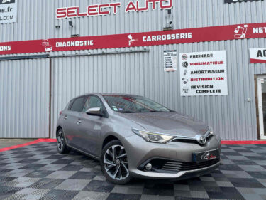 TOYOTA AURIS 2015