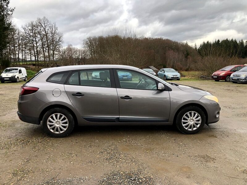RENAULT MEGANE 2010