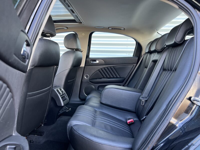 ALFA ROMEO 159 3.2 JTS 24V Distinctive Q4 260CH