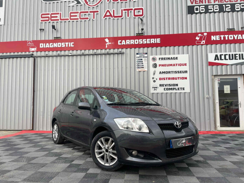 TOYOTA AURIS 2009
