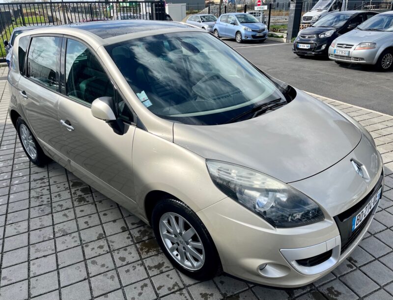 RENAULT SCÉNIC III 2010