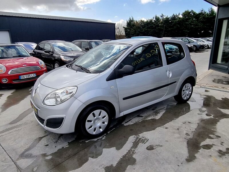 RENAULT TWINGO II 1.2 16V 75 Authentique