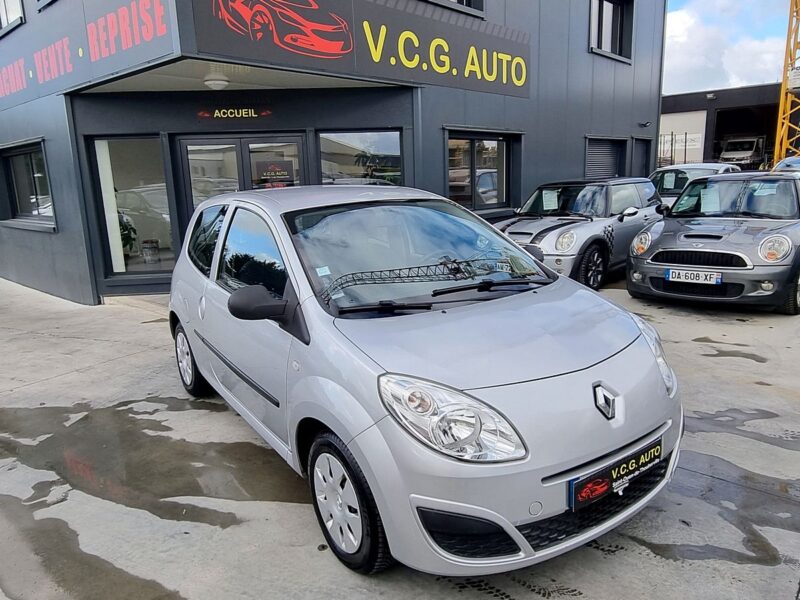 RENAULT TWINGO II 1.2 16V 75 Authentique