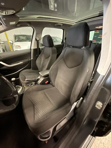 PEUGEOT 308 SW 2.0 HDi 136 Premium