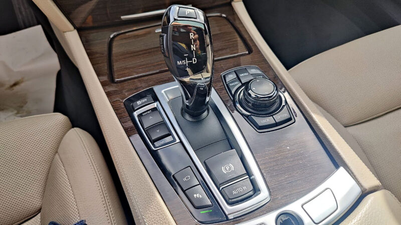 B.M.W. Série 7 ActiveHybrid BVA V8 449cv