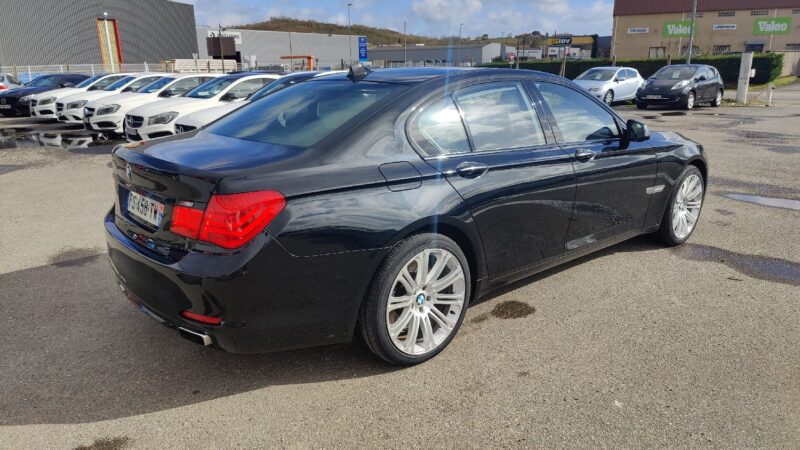 B.M.W. Série 7 ActiveHybrid BVA V8 449cv